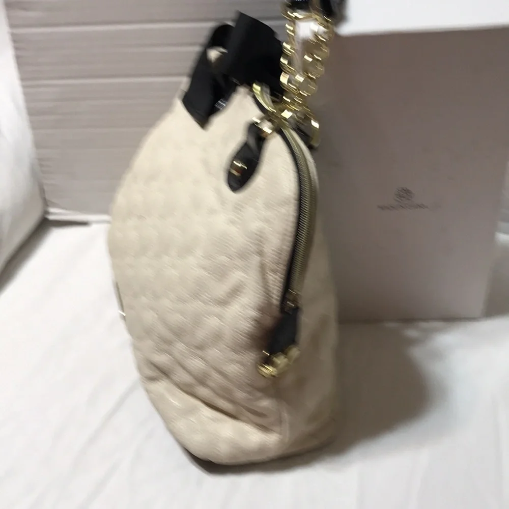 Betsy Johnson shoulder bag with partial chain strap - Picture 2 of 8